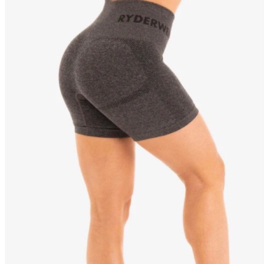 Ryderwear Seamless Staples Shorts